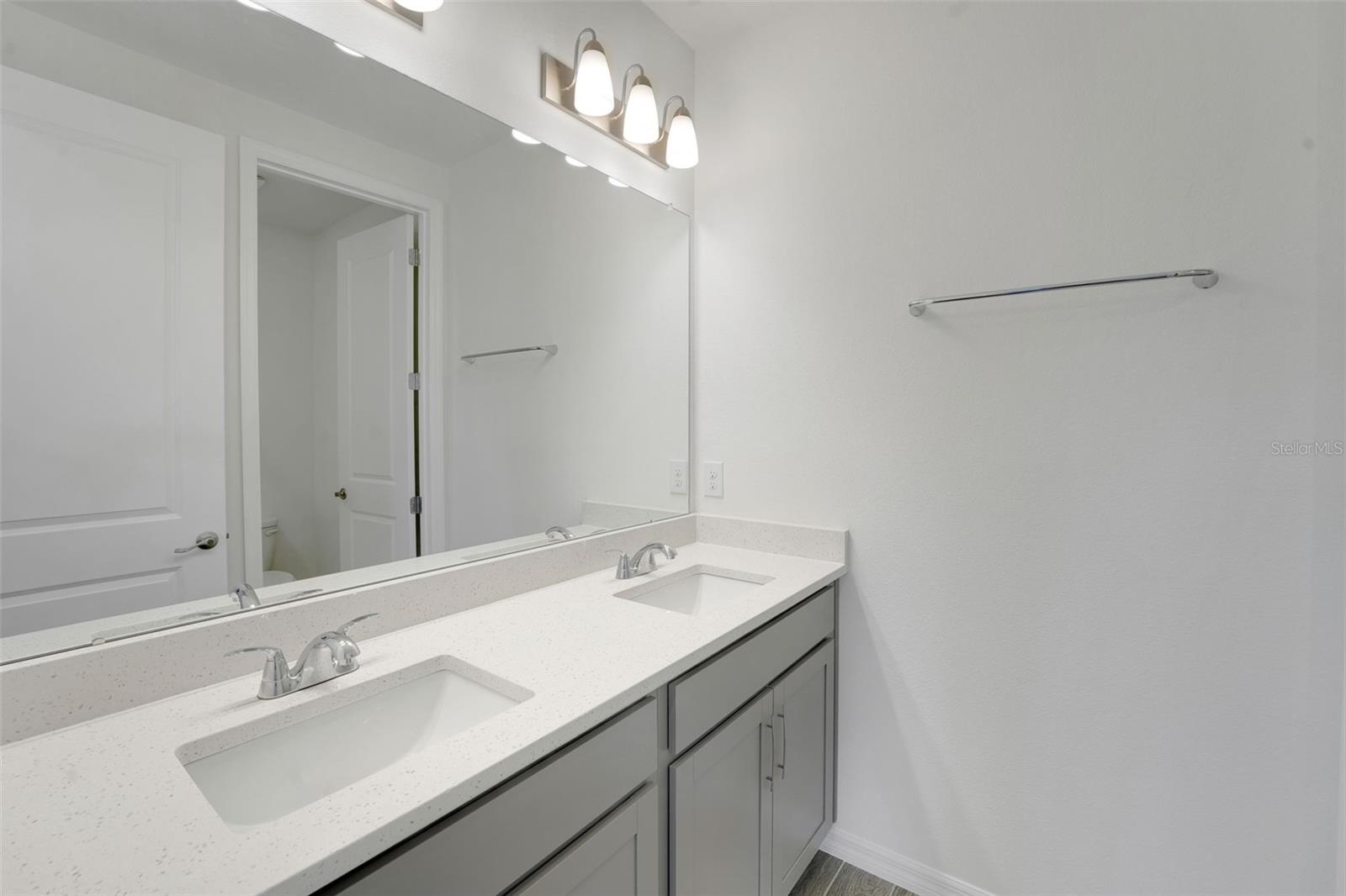 17453 Valleywood Pkwy Property Photo 44