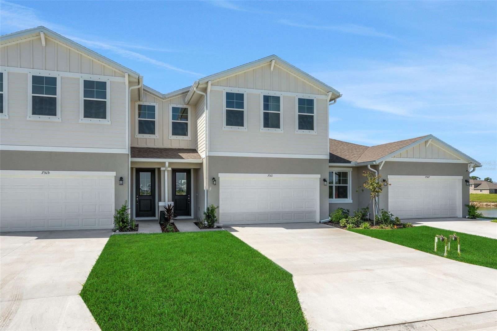 7511 Sea Oak Ct Property Photo 4