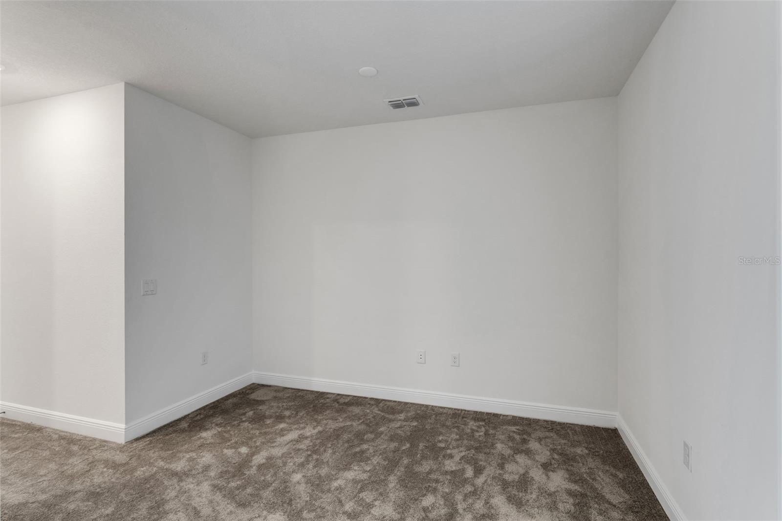 7511 Sea Oak Ct Property Photo 38