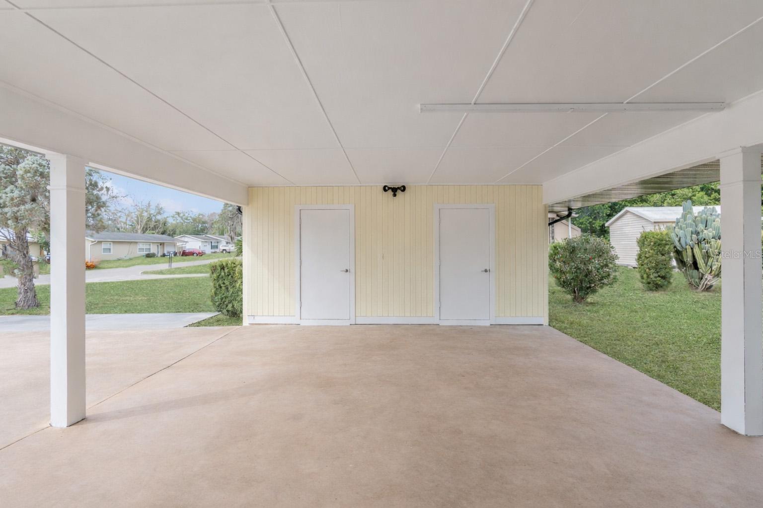 1310 E Crooked Lake Dr Property Photo 27
