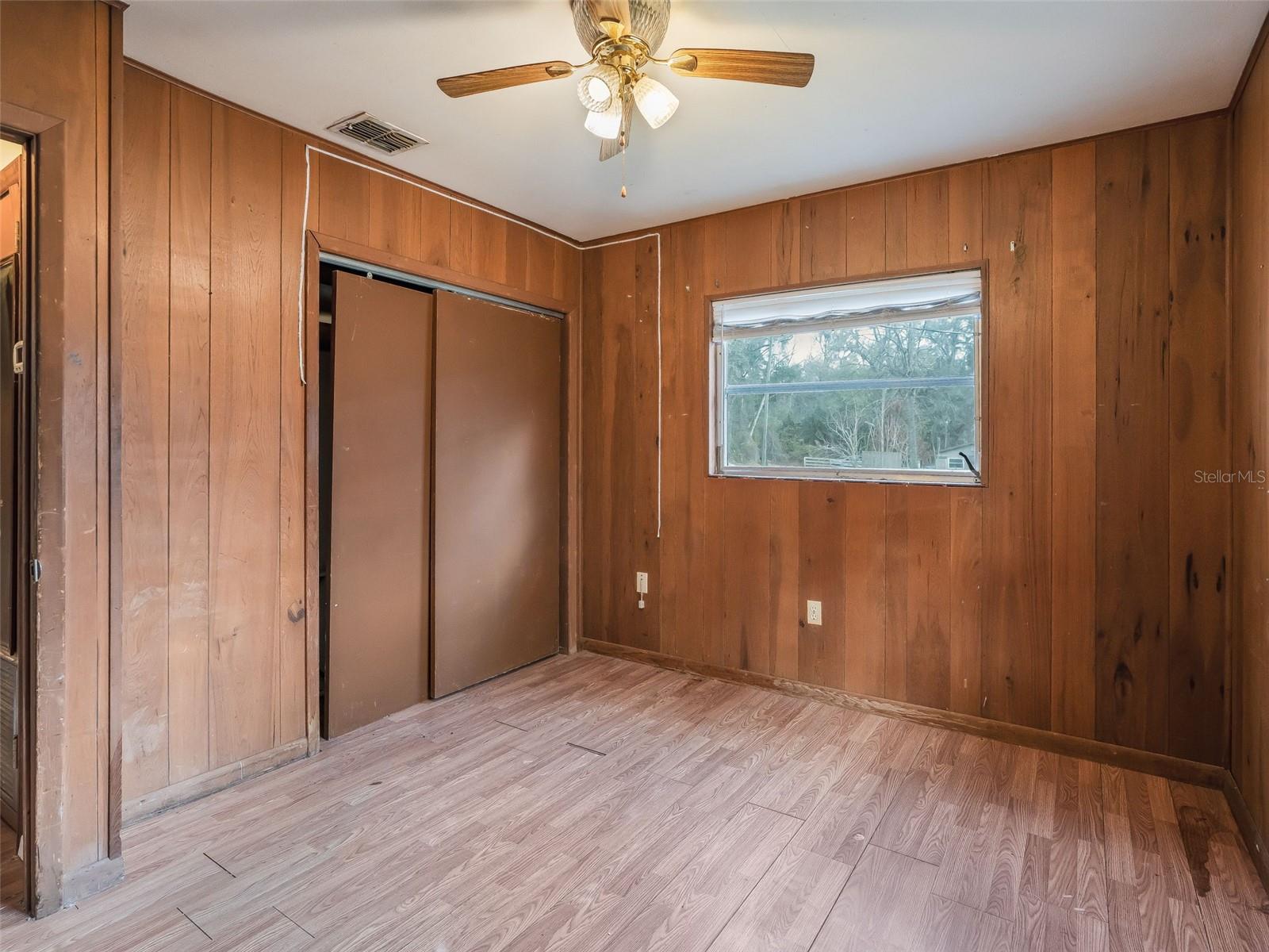8935 Cr 647s Property Photo 13