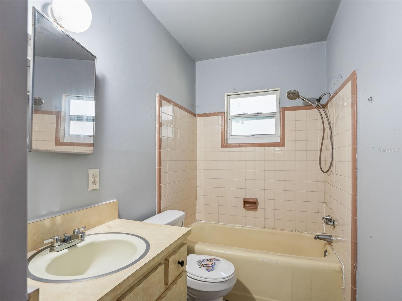 8935 Cr 647s Property Photo 16