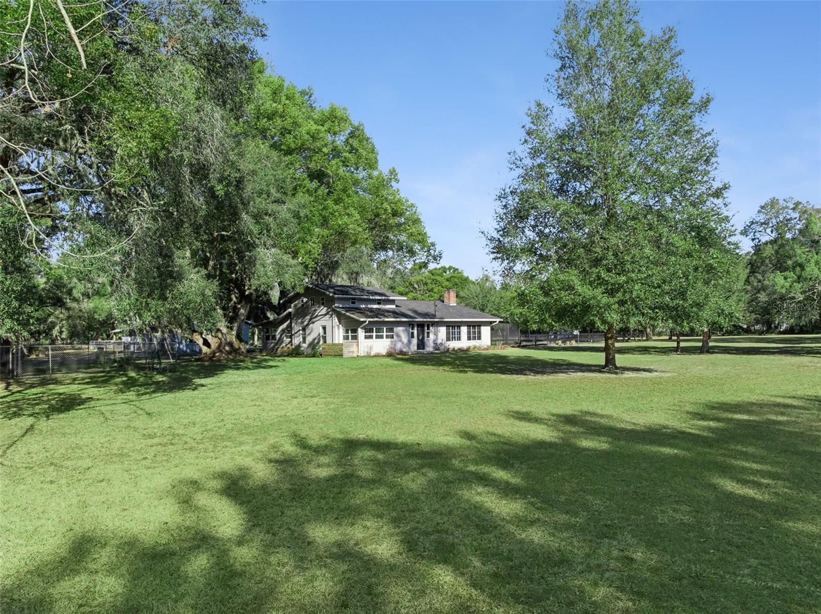 43411 State Road 19 Property Photo 6