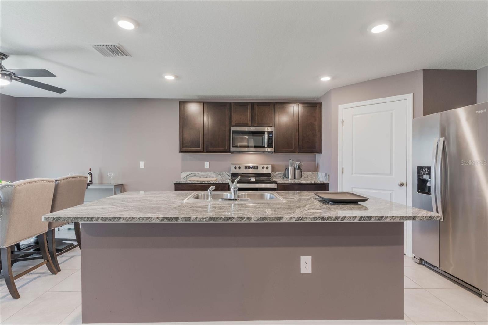 8595 Triumph Cir Property Photo 11