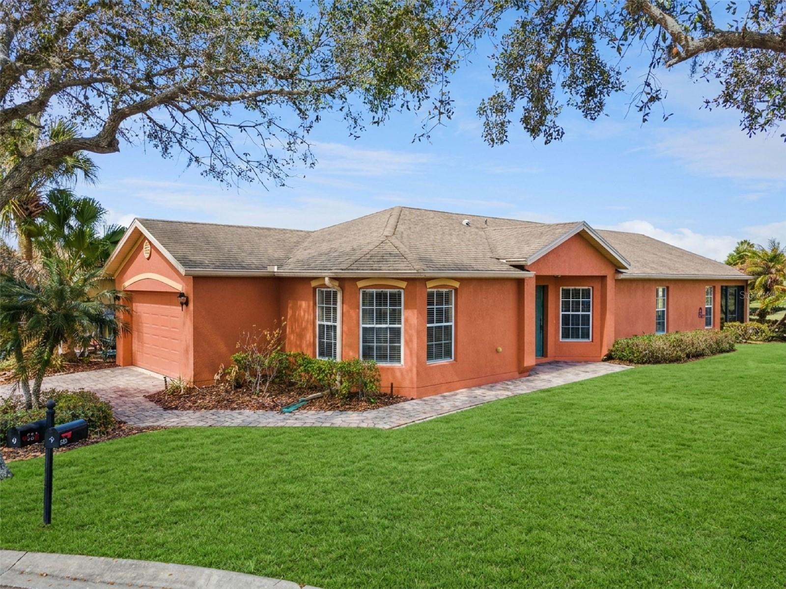 524 Murano Dr Property Photo 3