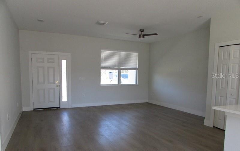 10 Fisher Loop Property Photo 2