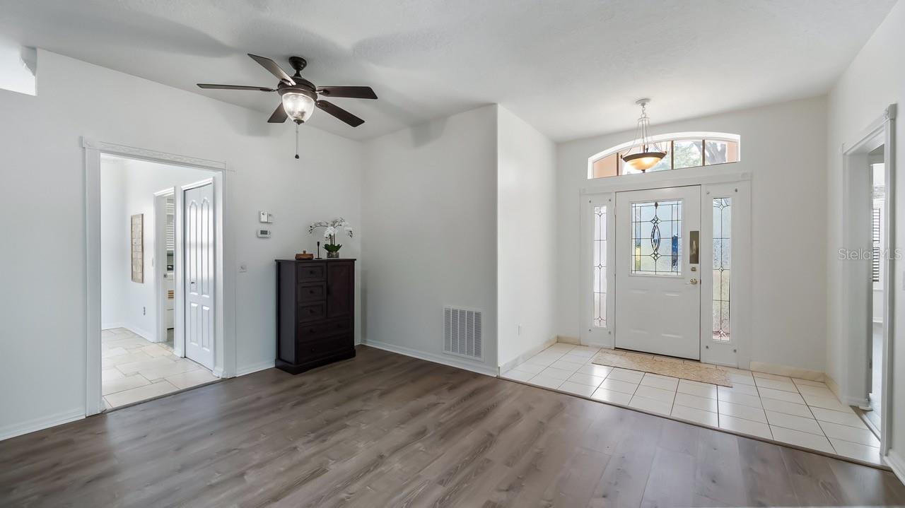 3734 Hasting Ln Property Photo 5
