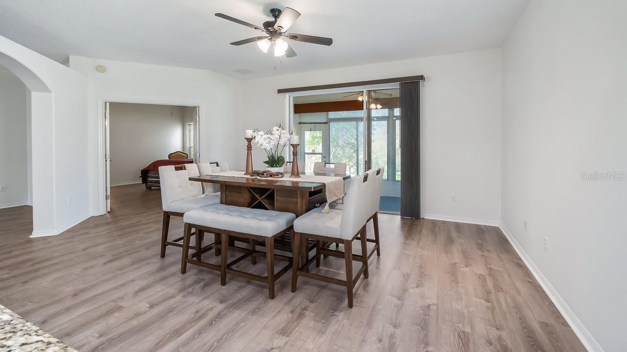 3734 Hasting Ln Property Photo 17