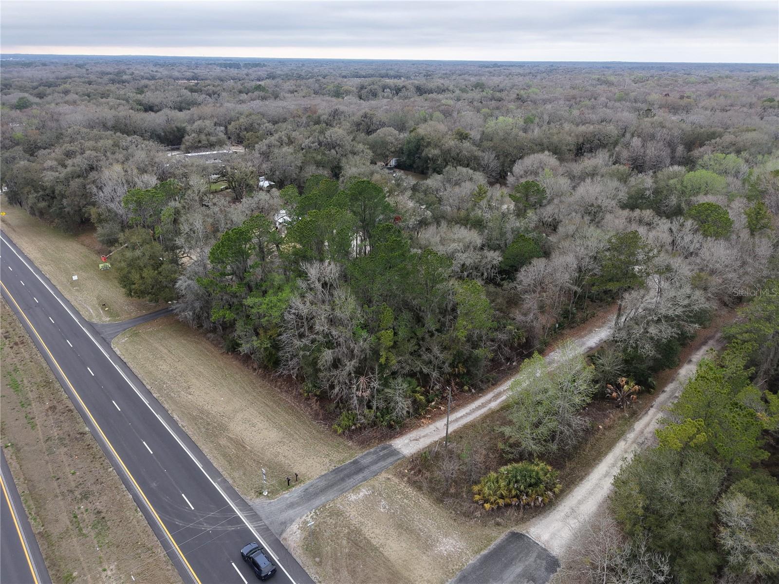 736 S Sickle Point Property Photo 4