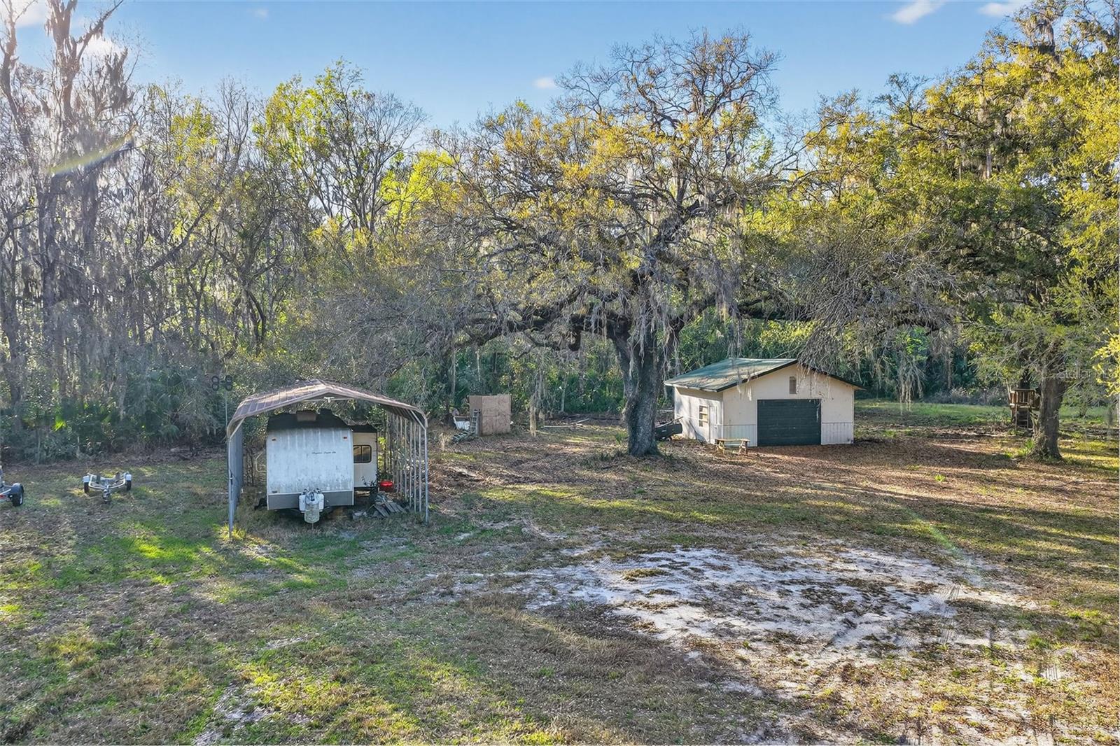 1721 County Road 25a Property Photo 2