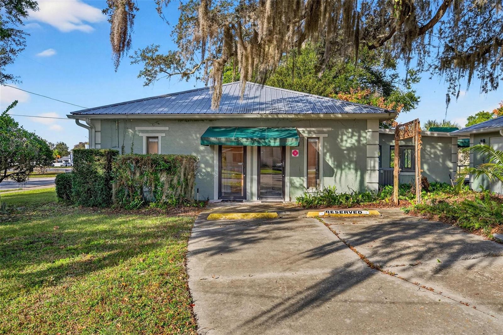 1318 S Eustis St Property Photo 7