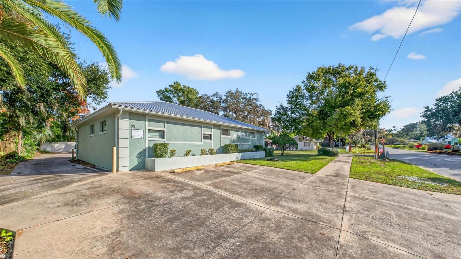 1318 S Eustis St Property Photo 15