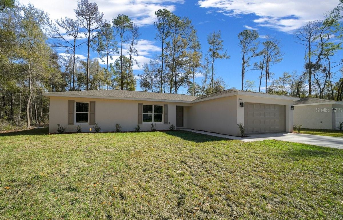 8992 N Lisa Ter Property Photo 3