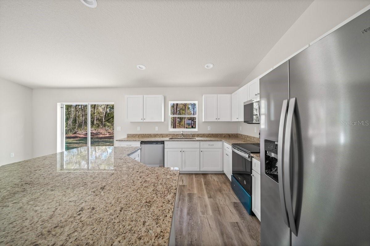 8992 N Lisa Ter Property Photo 7