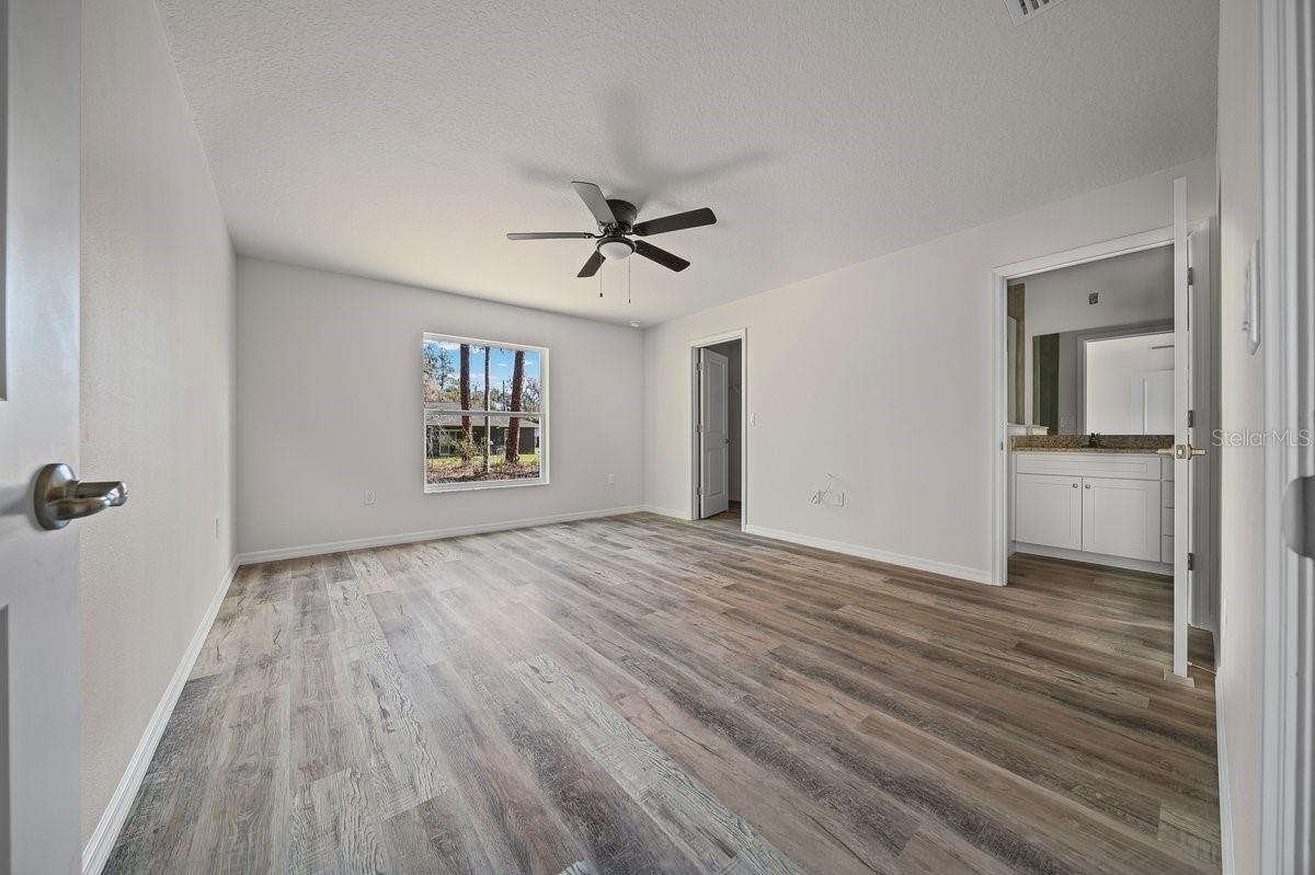 8992 N Lisa Ter Property Photo 14