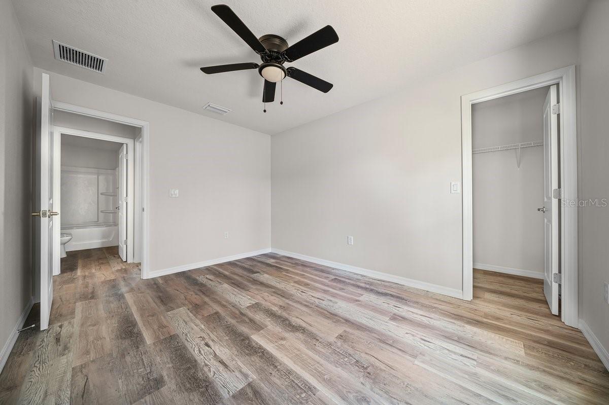 8992 N Lisa Ter Property Photo 22
