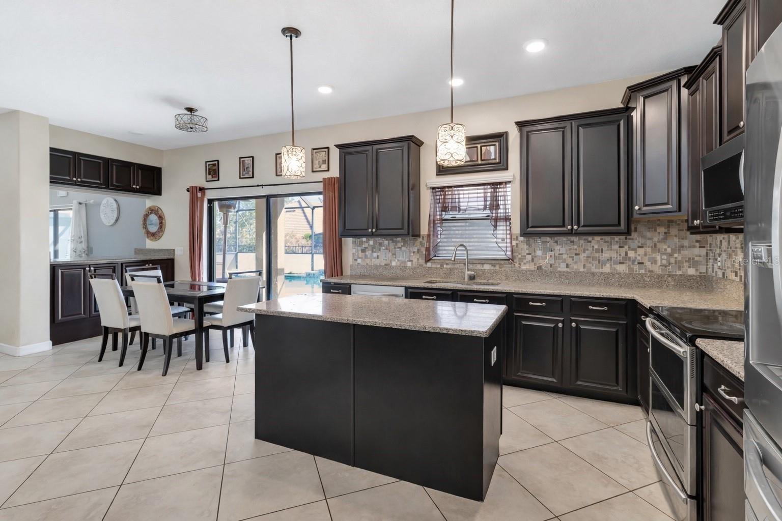 1303 Sea Pines Way Property Photo 12