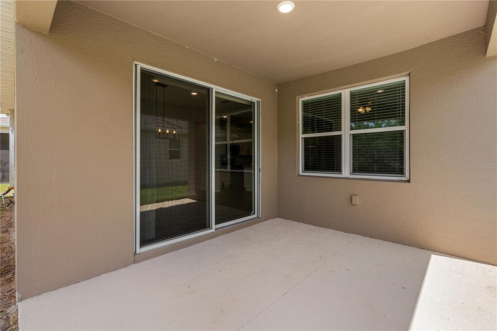 10200 Spring Lake Dr Property Photo 25
