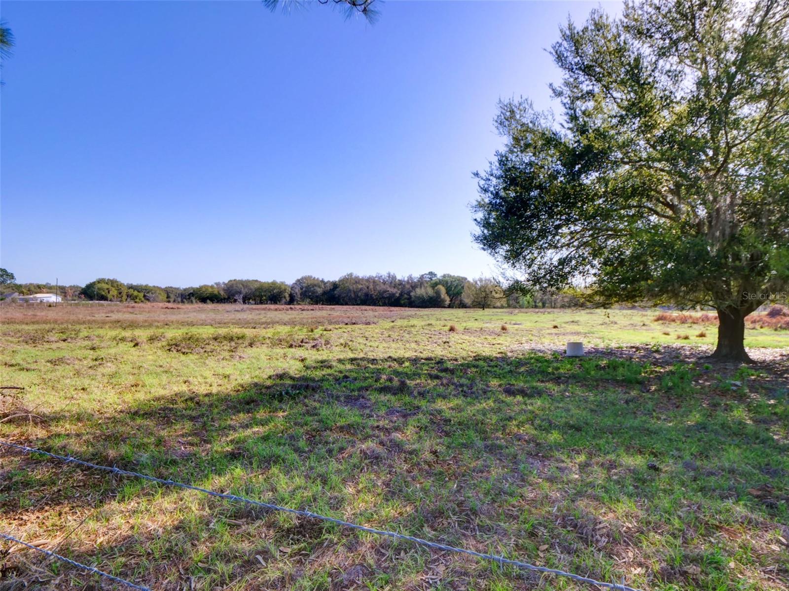 000000- Cr 614a Property Photo 2
