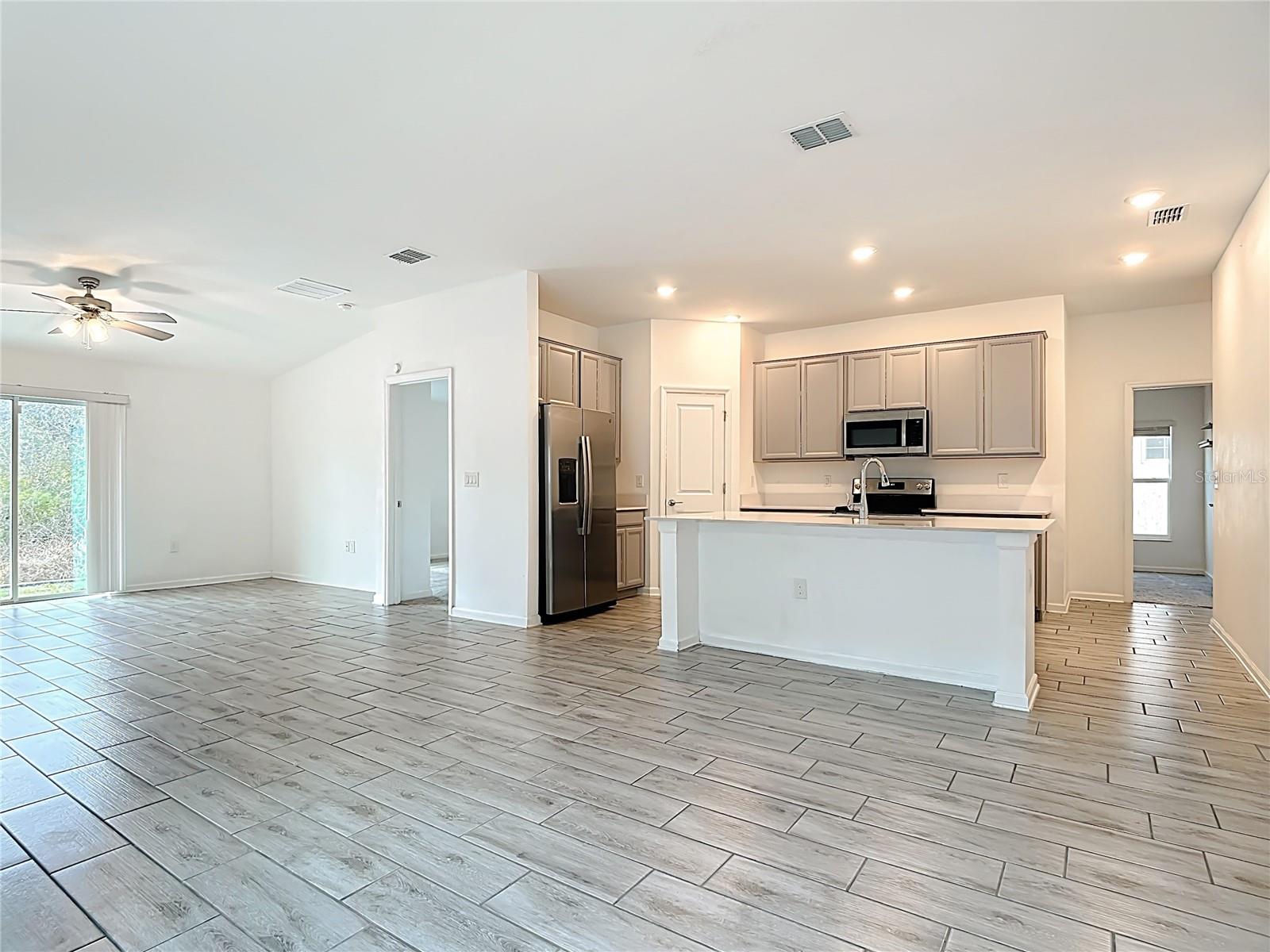 441 Macarthur St Property Photo 4