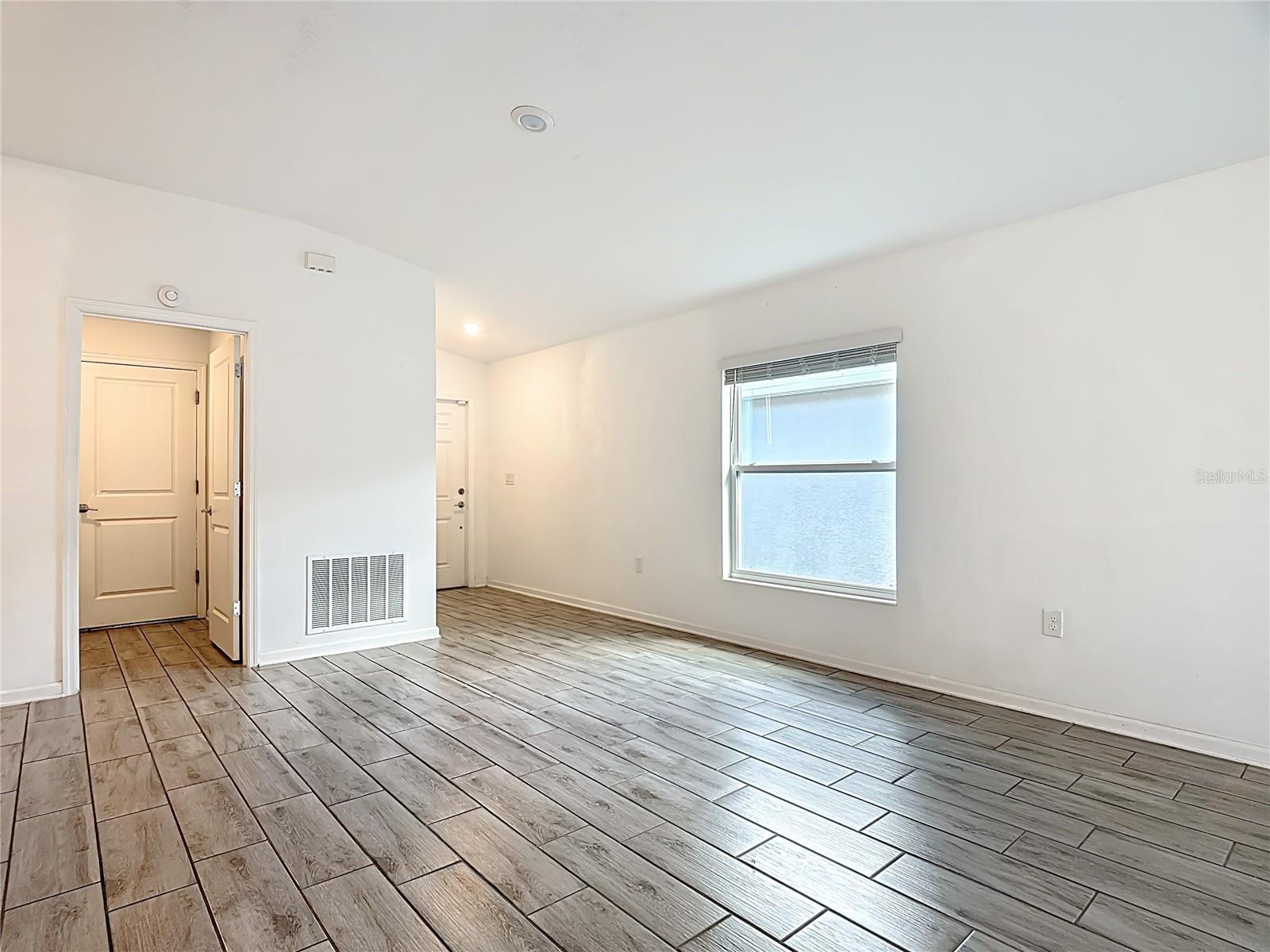 441 Macarthur St Property Photo 14