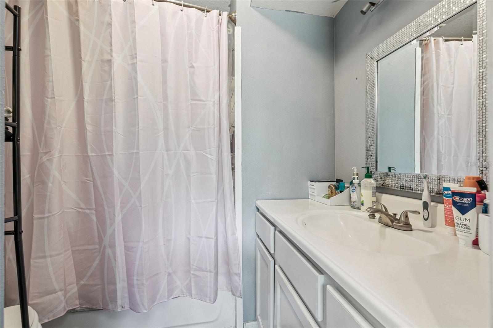 15527 Trousdale St Property Photo 15