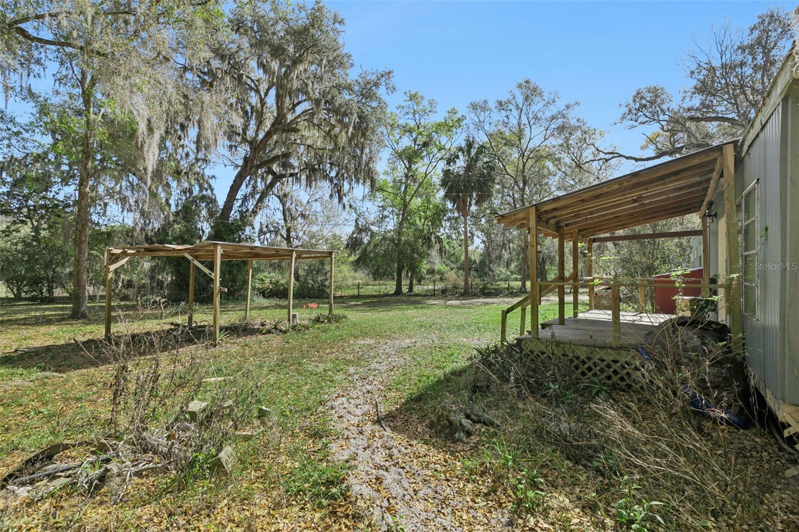 15527 Trousdale St Property Photo 20
