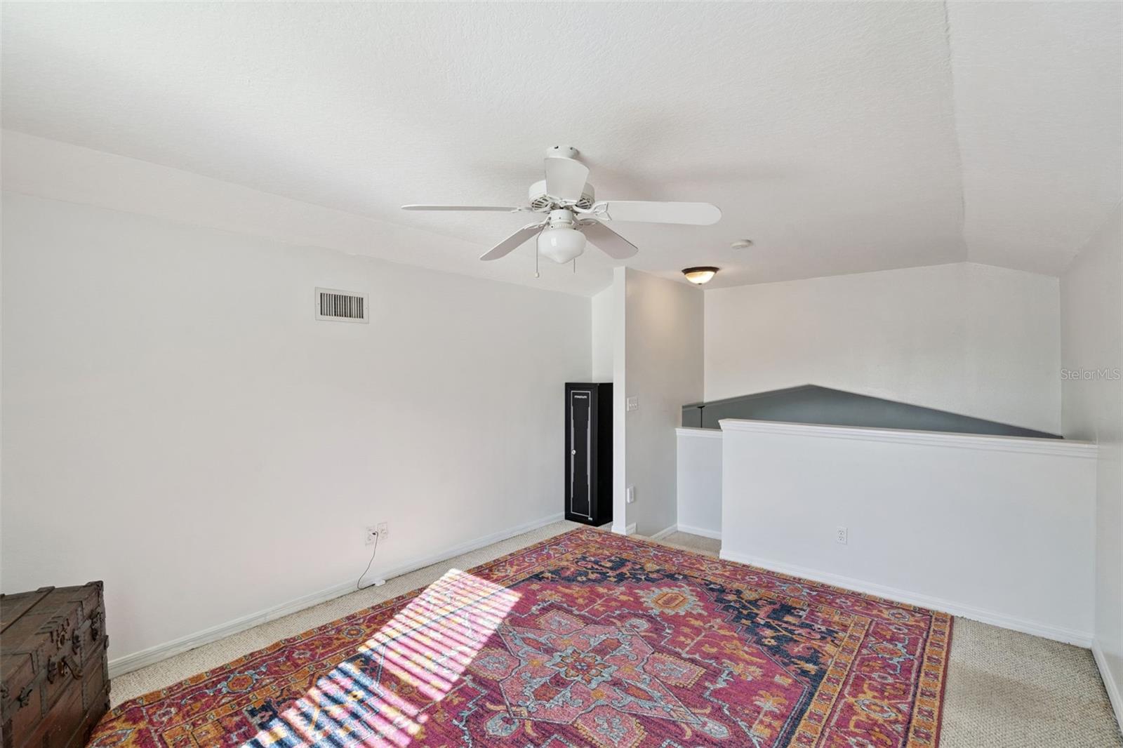 8856 Courtyard Ln Property Photo 10
