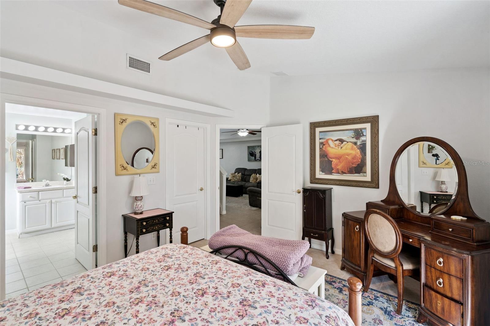 8856 Courtyard Ln Property Photo 13