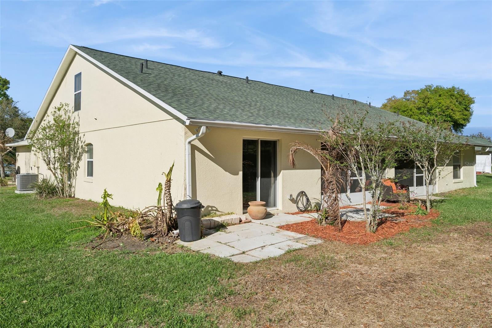 8856 Courtyard Ln Property Photo 23