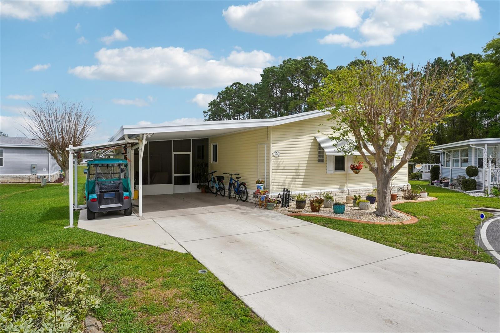 122 Tamarisk Way Property Photo 1