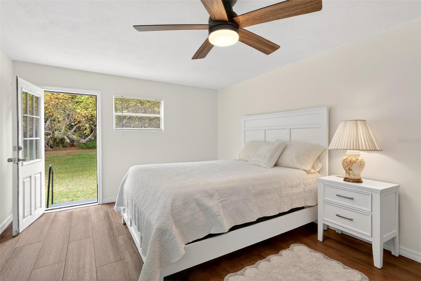 7 Cocos Plumosa Dr #a Property Photo 12