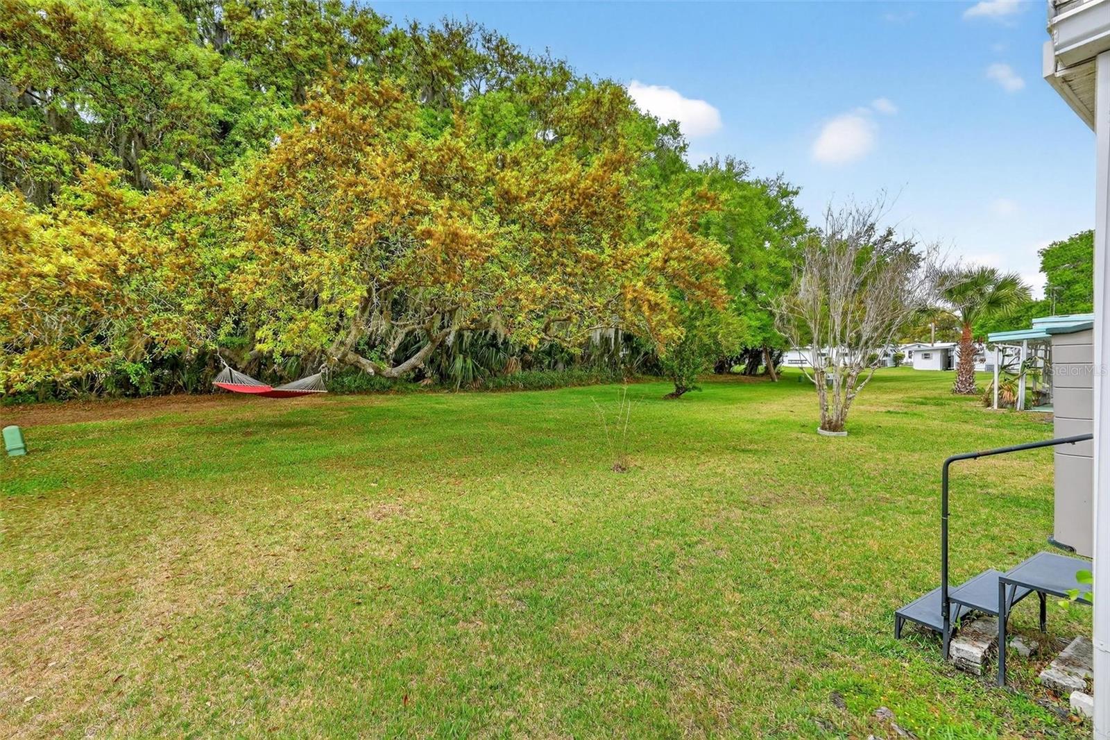 7 Cocos Plumosa Dr #a Property Photo 39
