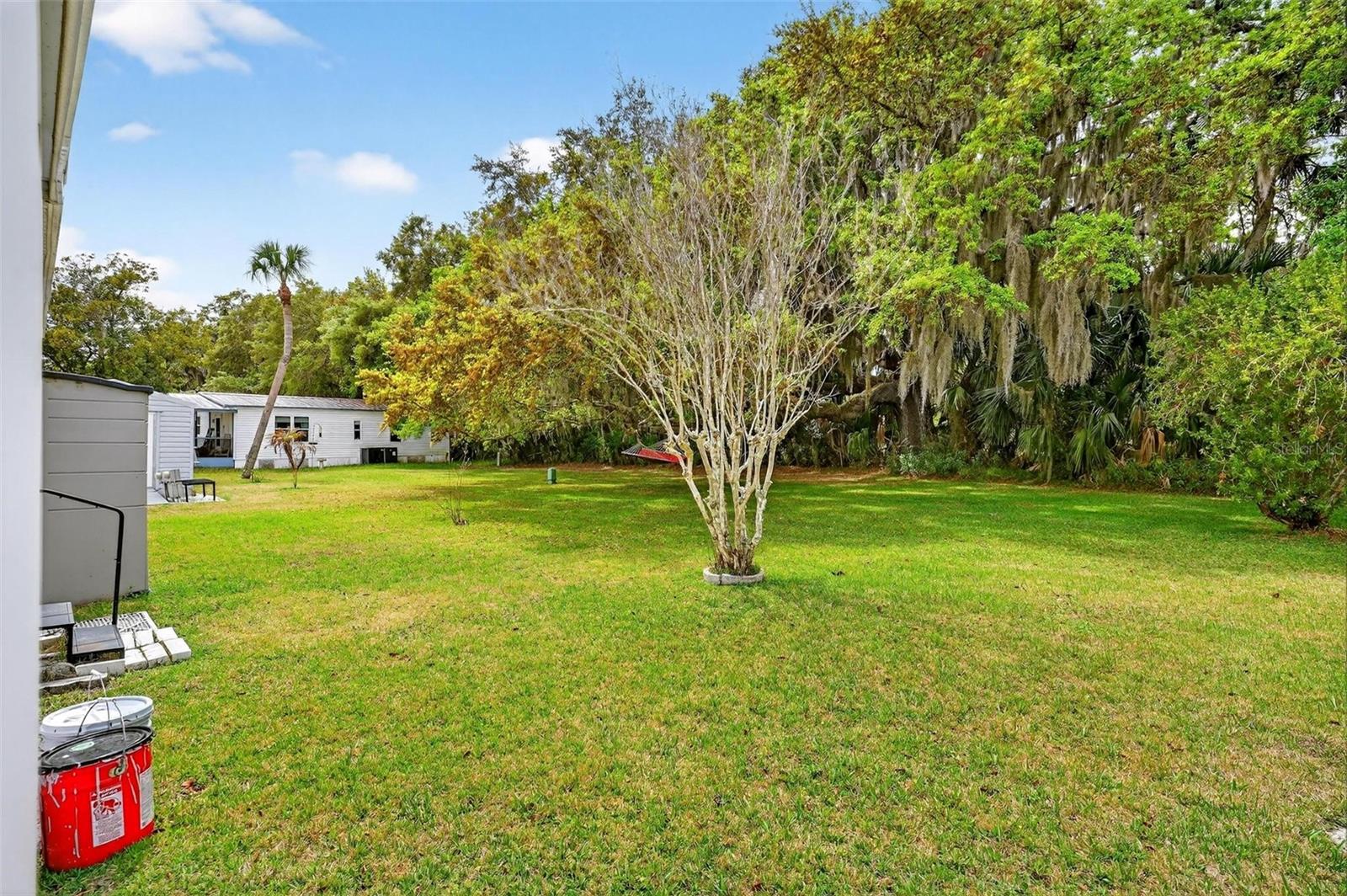 7 Cocos Plumosa Dr #a Property Photo 41