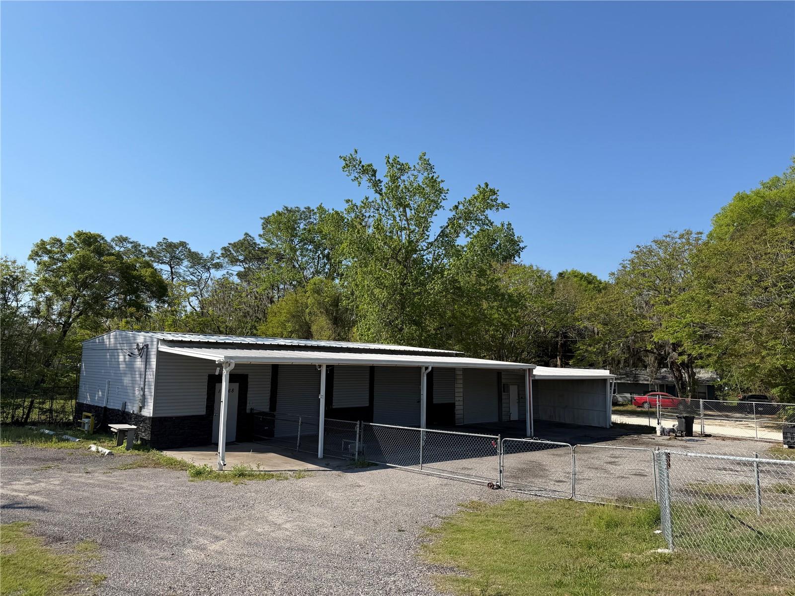 11368 Us 301 Hwy Property Photo 1