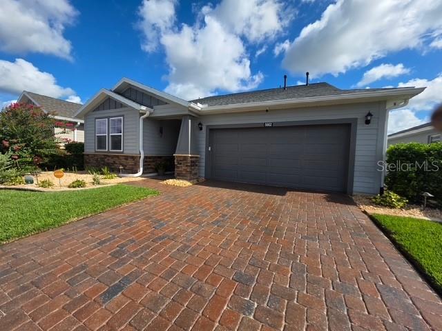5662 Nw 40th Loop Property Photo 3