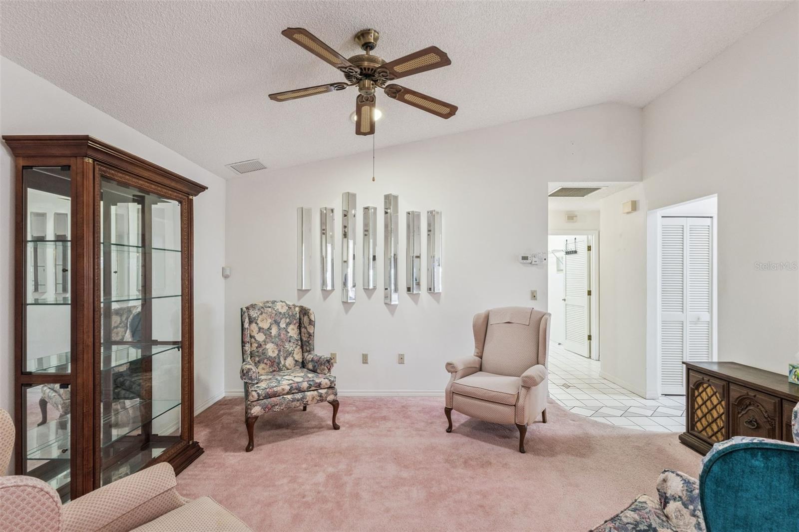828 Dundee Cir Property Photo 7