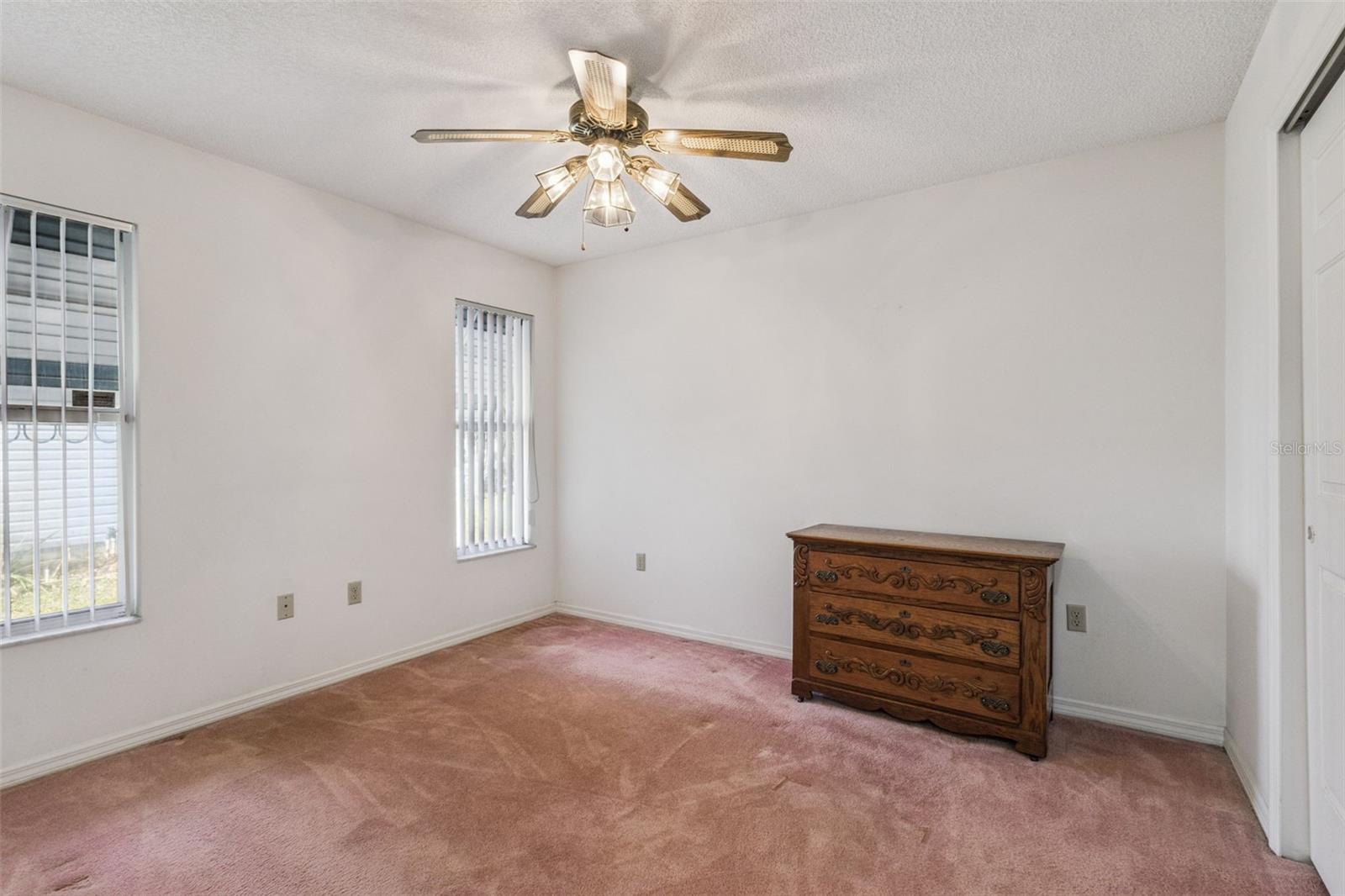 828 Dundee Cir Property Photo 22