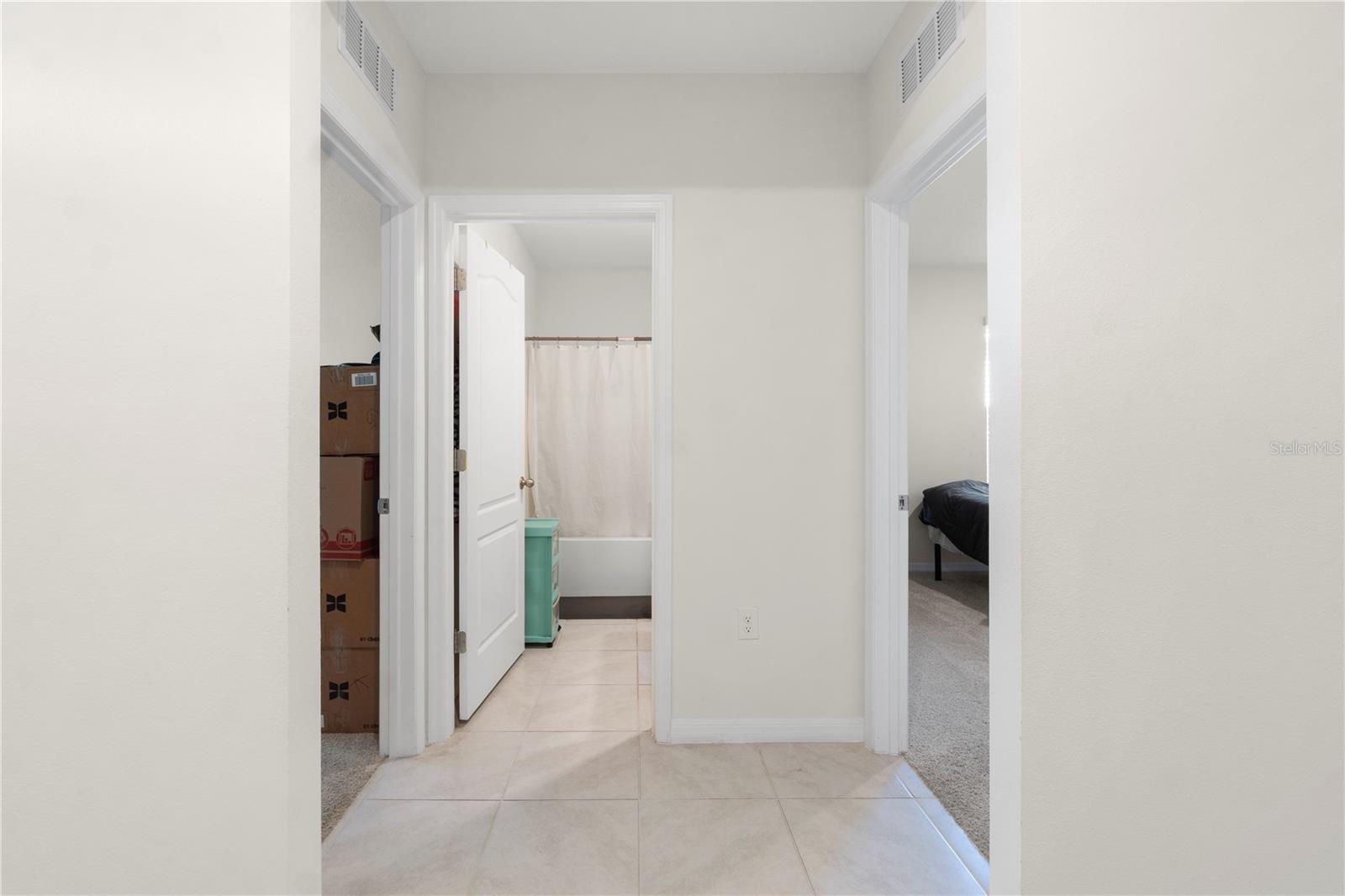 29320 Armoyan Blvd Property Photo 14