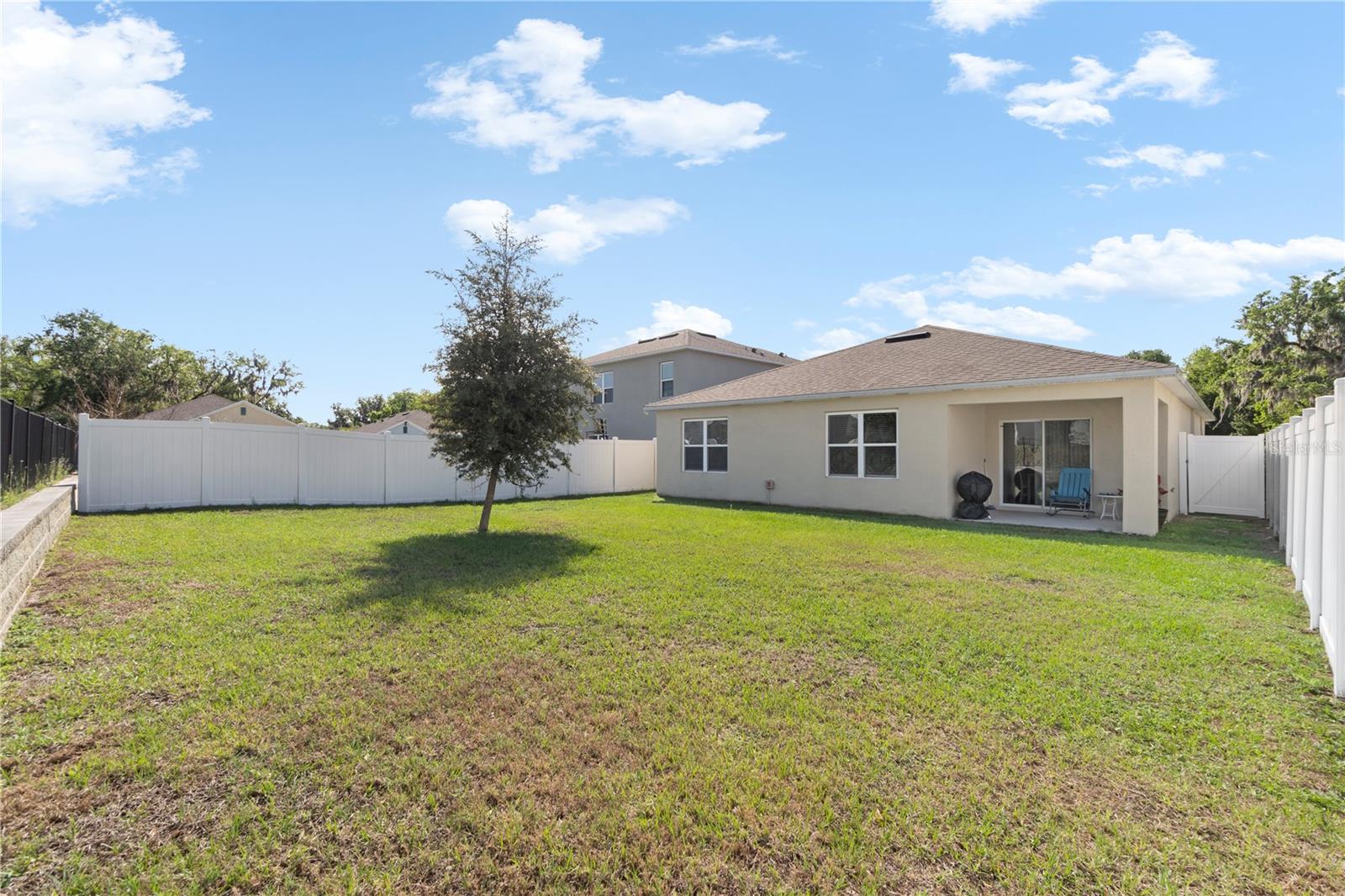 29320 Armoyan Blvd Property Photo 28