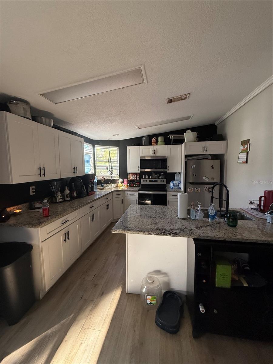8602 Treasure Island Rd Property Photo 3
