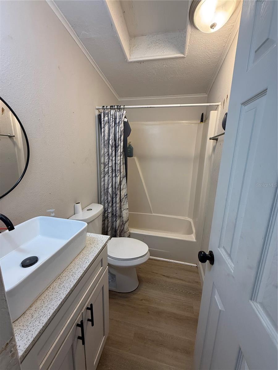 8602 Treasure Island Rd Property Photo 6