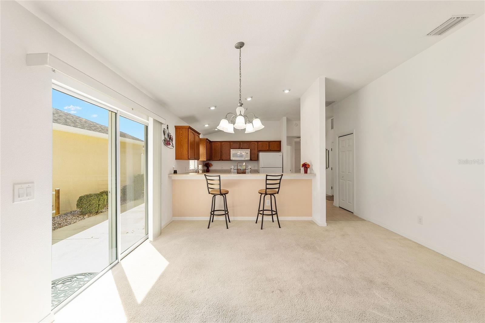2055 Hydrangea Ave Property Photo 12