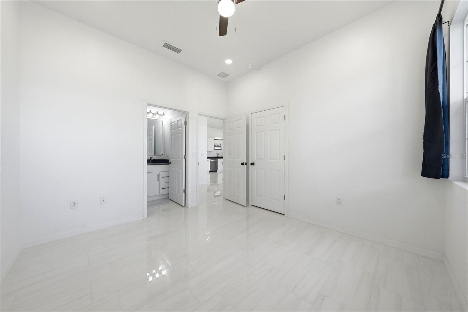 620 Titcomb St Property Photo 19
