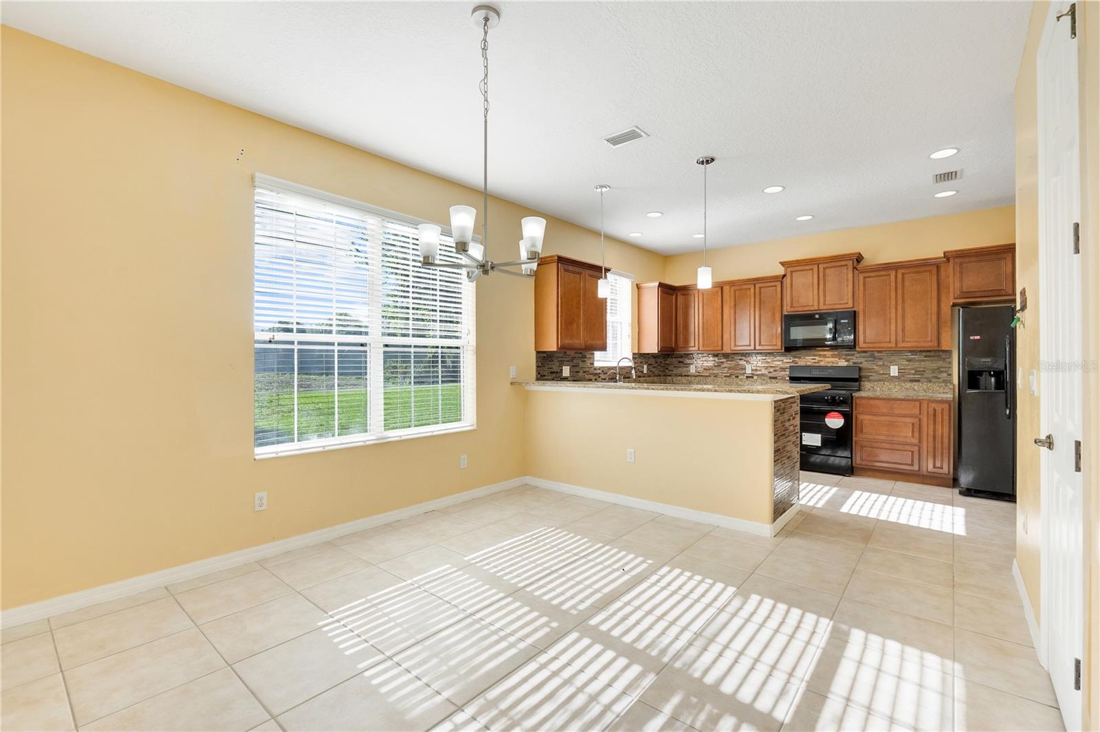413 Split Oak Ct Property Photo 14