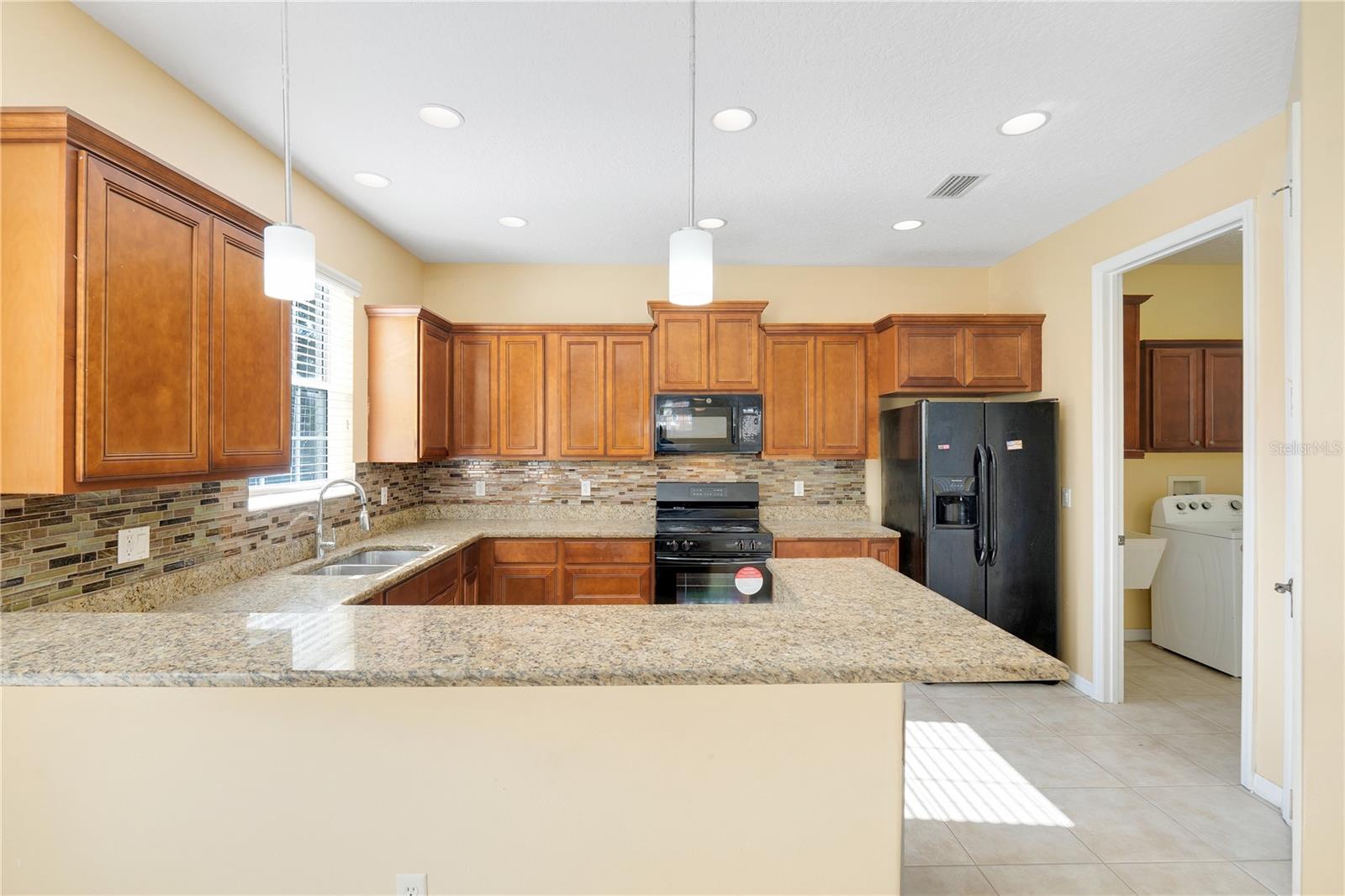 413 Split Oak Ct Property Photo 16