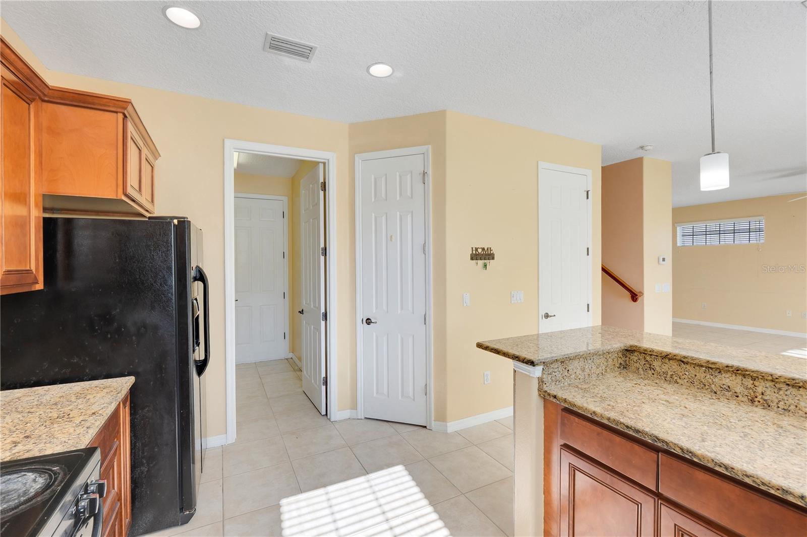 413 Split Oak Ct Property Photo 18