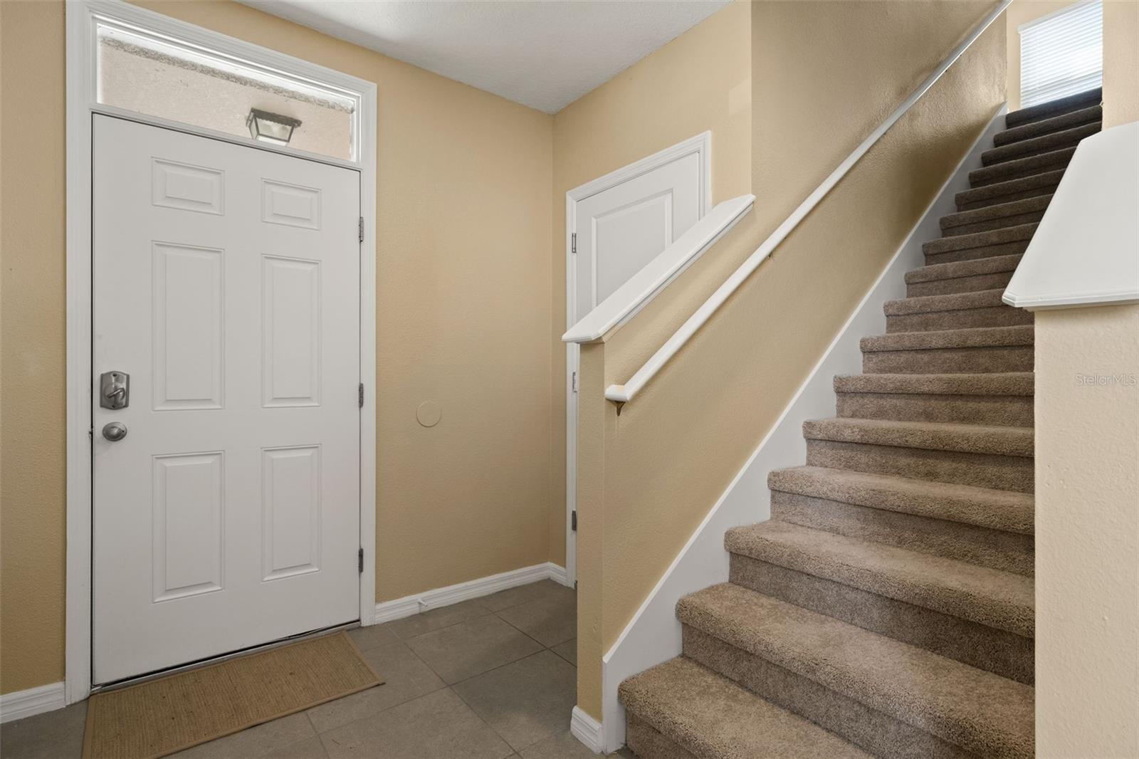 6663 Seaway Dr Property Photo 3