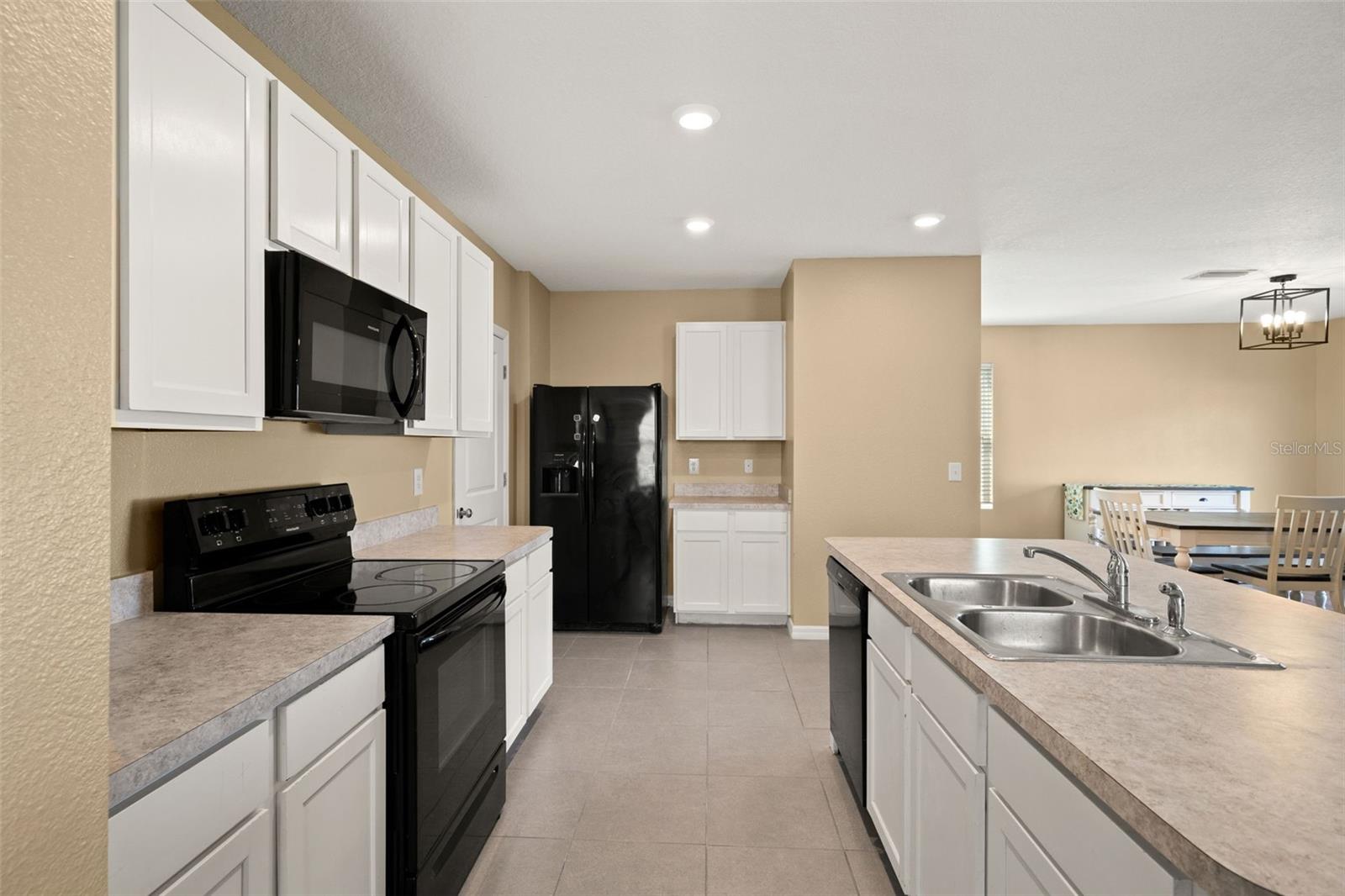 6663 Seaway Dr Property Photo 12