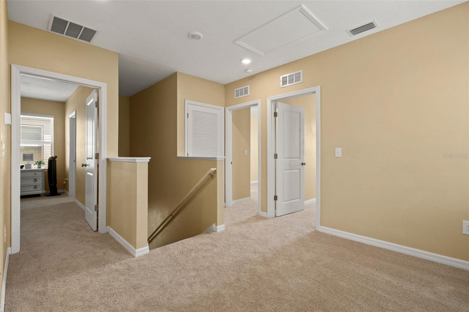 6663 Seaway Dr Property Photo 28